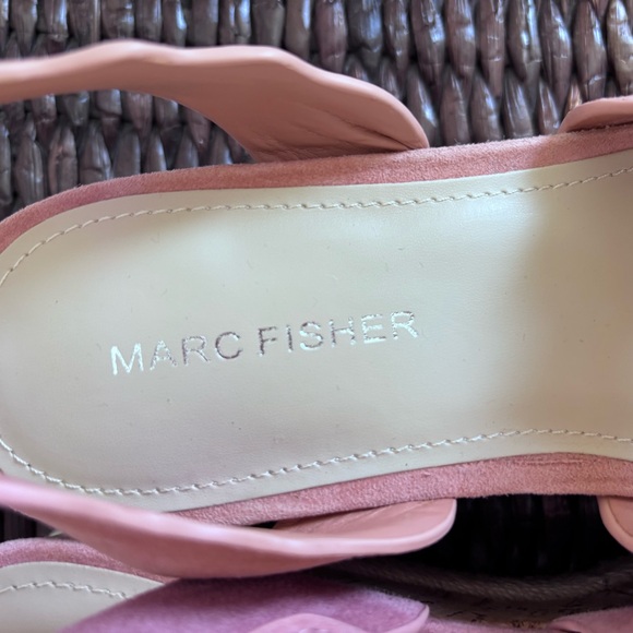 Final sale New Marc Fisher Fayme real Suede Pink Wedge Sandals size 8.5 - Picture 13 of 14